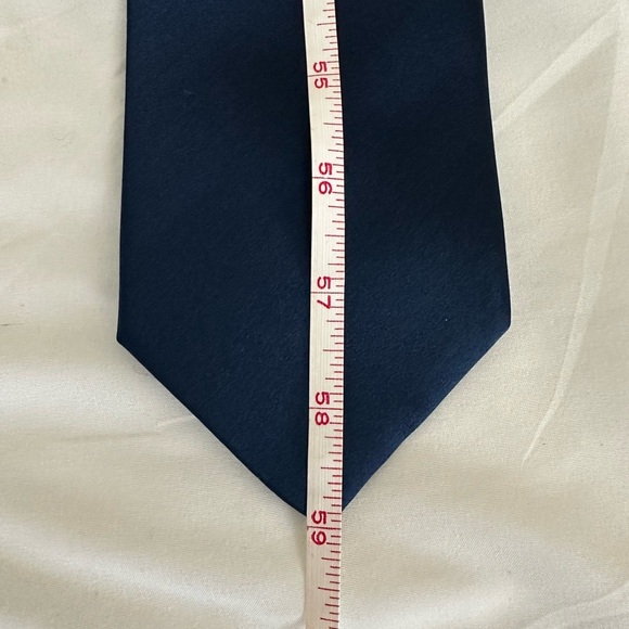 Men’s Business Ties Classic and Striped - Picture 6 of 7